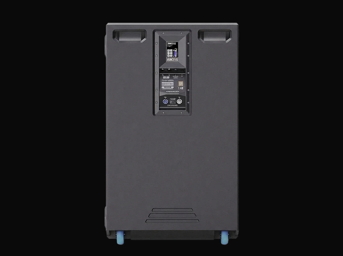 Xcellence XW215 — Rear